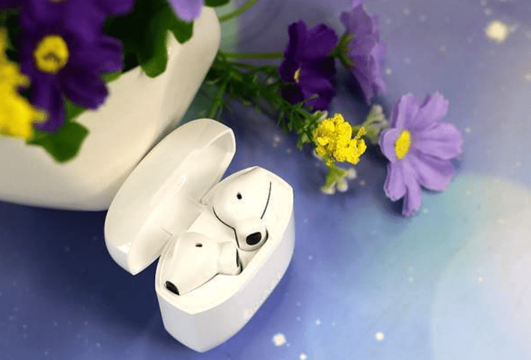 圣诞节送男生什么礼物比较好？性价比超高的游戏蓝牙耳机