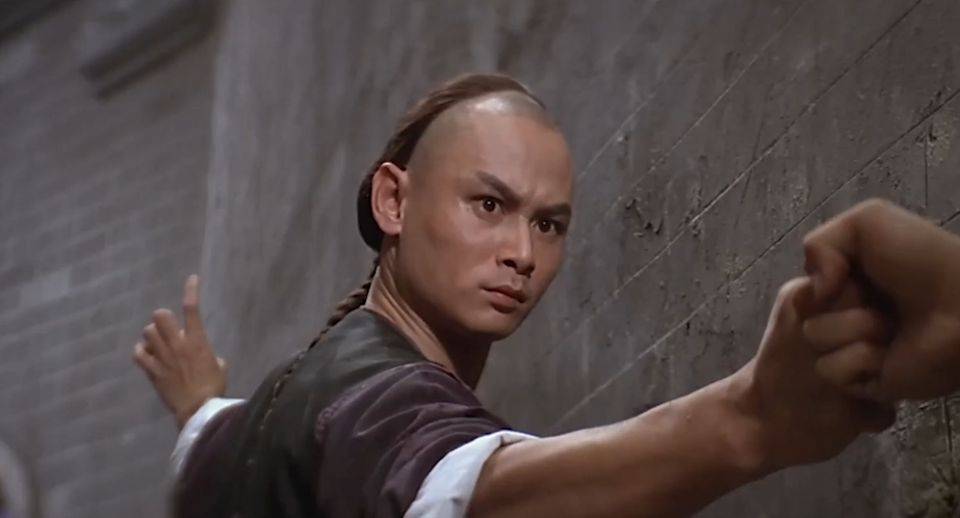 刘家辉开创了"少林片"热潮,晚年半瘫却糟妻女争夺财产_电影_妻子_角色