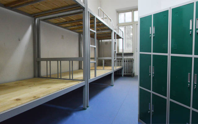 山东蓝翔技校教室宿舍旧貌换新颜校园升级改造进行中