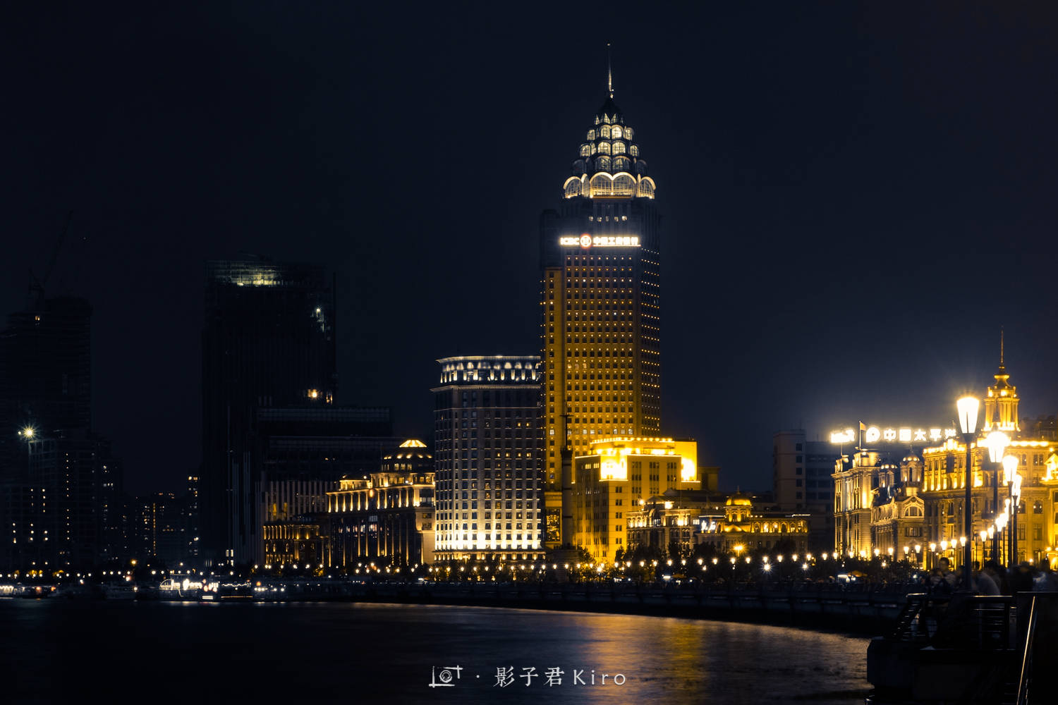 夜景|摄影｜黑金上海，别样的美丽，记录我镜头里的外滩