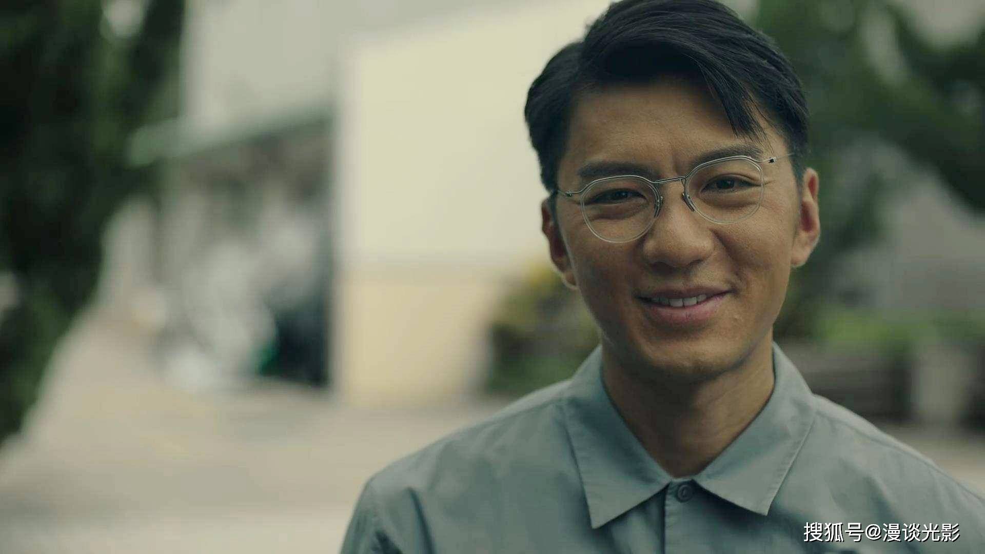 原创海正蓝的故事逻辑混乱张振朗带不动拳王的故事