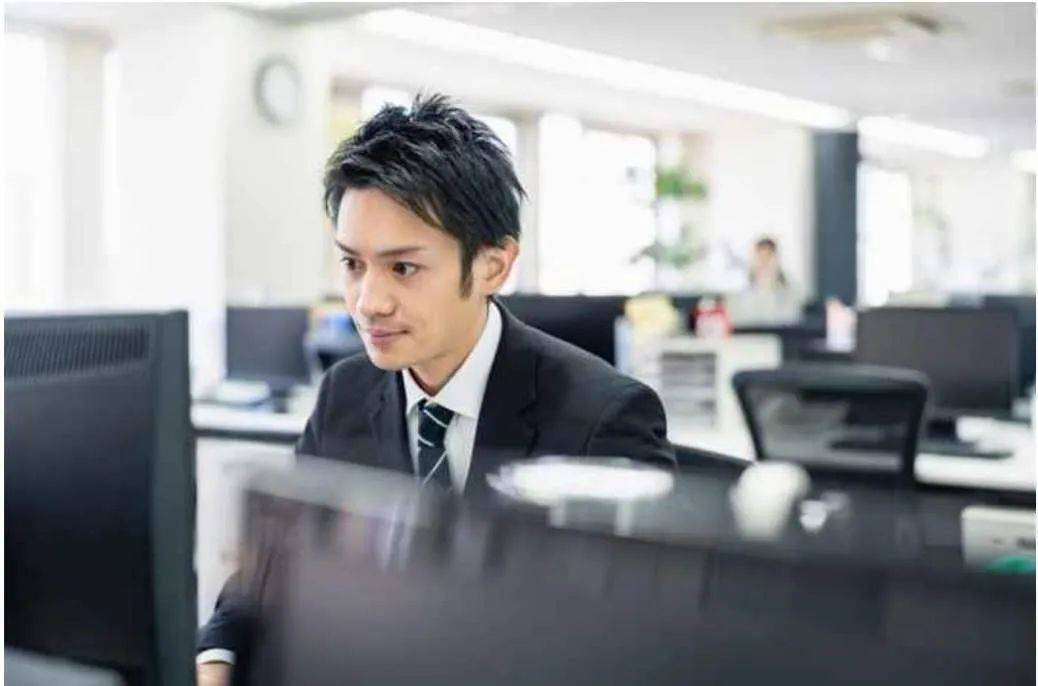 日本公务员年收多少揭秘日本铁饭碗之公务员