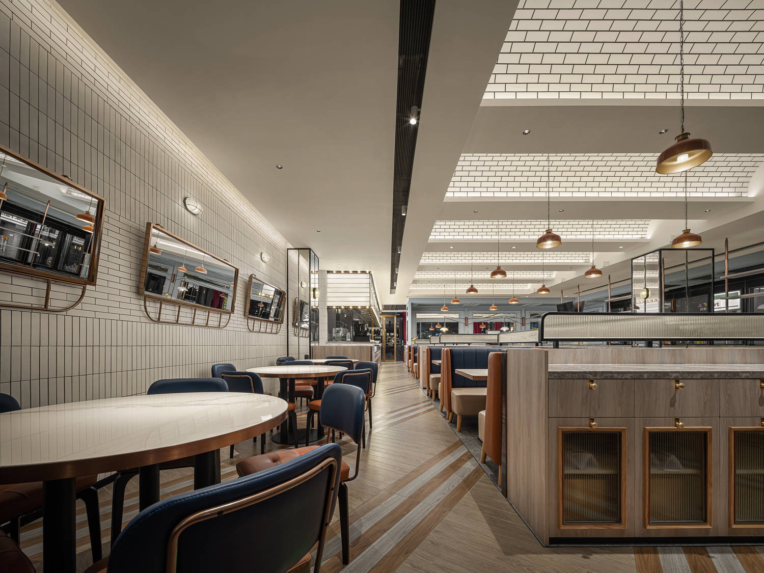 矩形叠加,风格跳脱,简欧线条,干脆利落,简洁清爽,港式茶餐厅氛围,轻