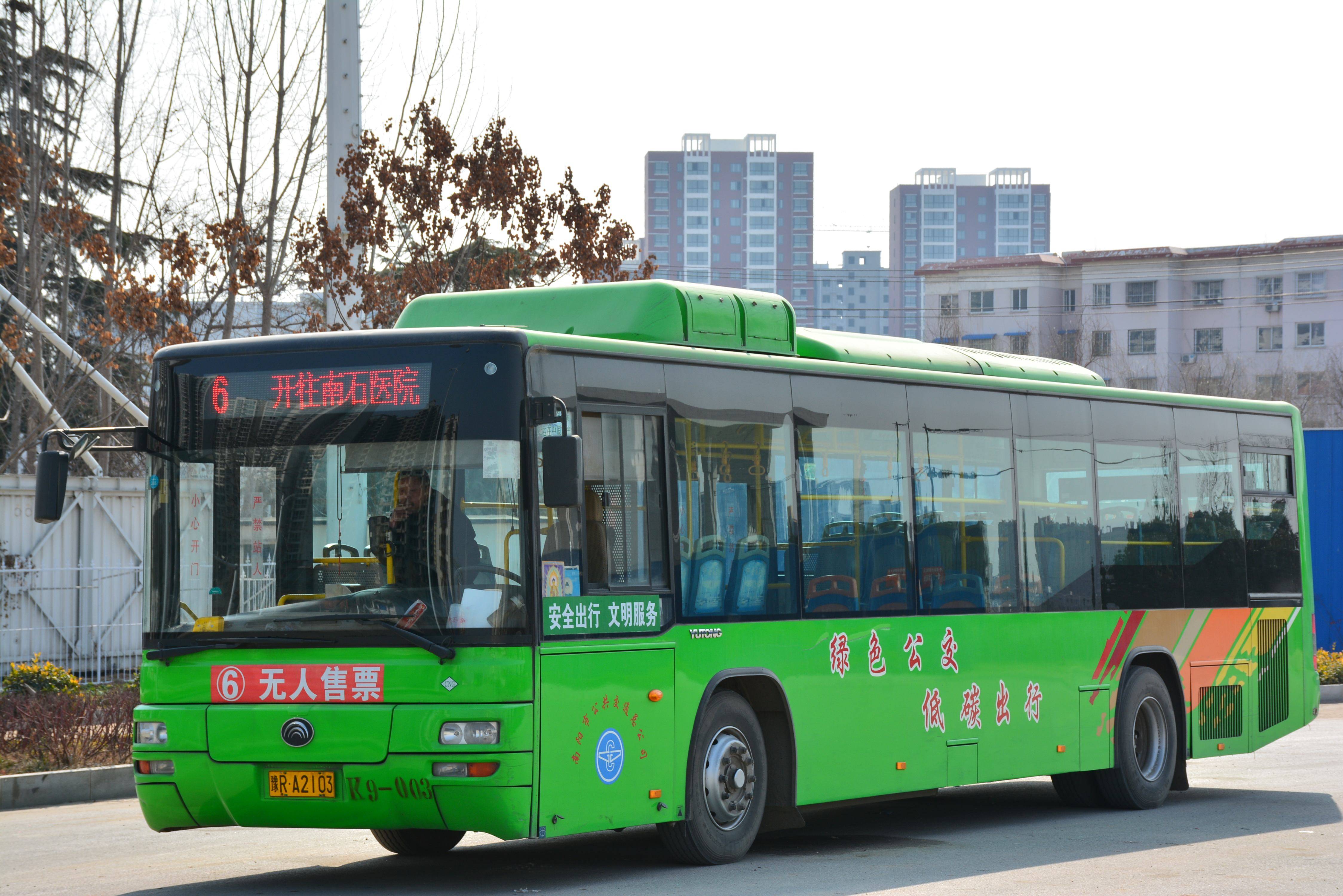 南陽新華路菜市街橋施工自1月13日起4條公交線路調整運行路線