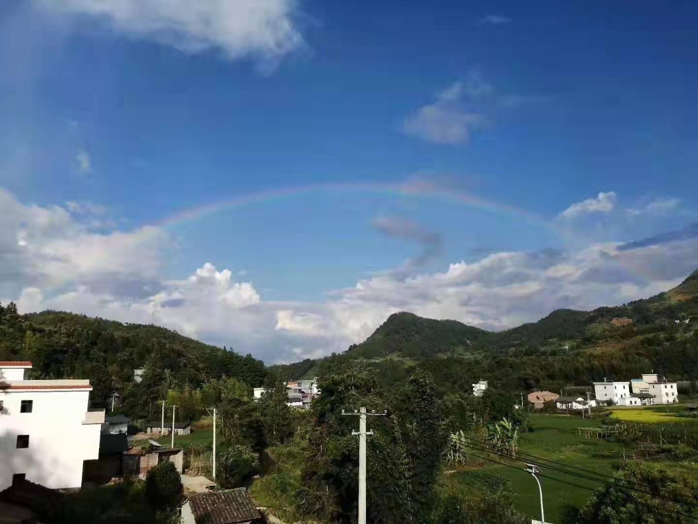 那山，那水