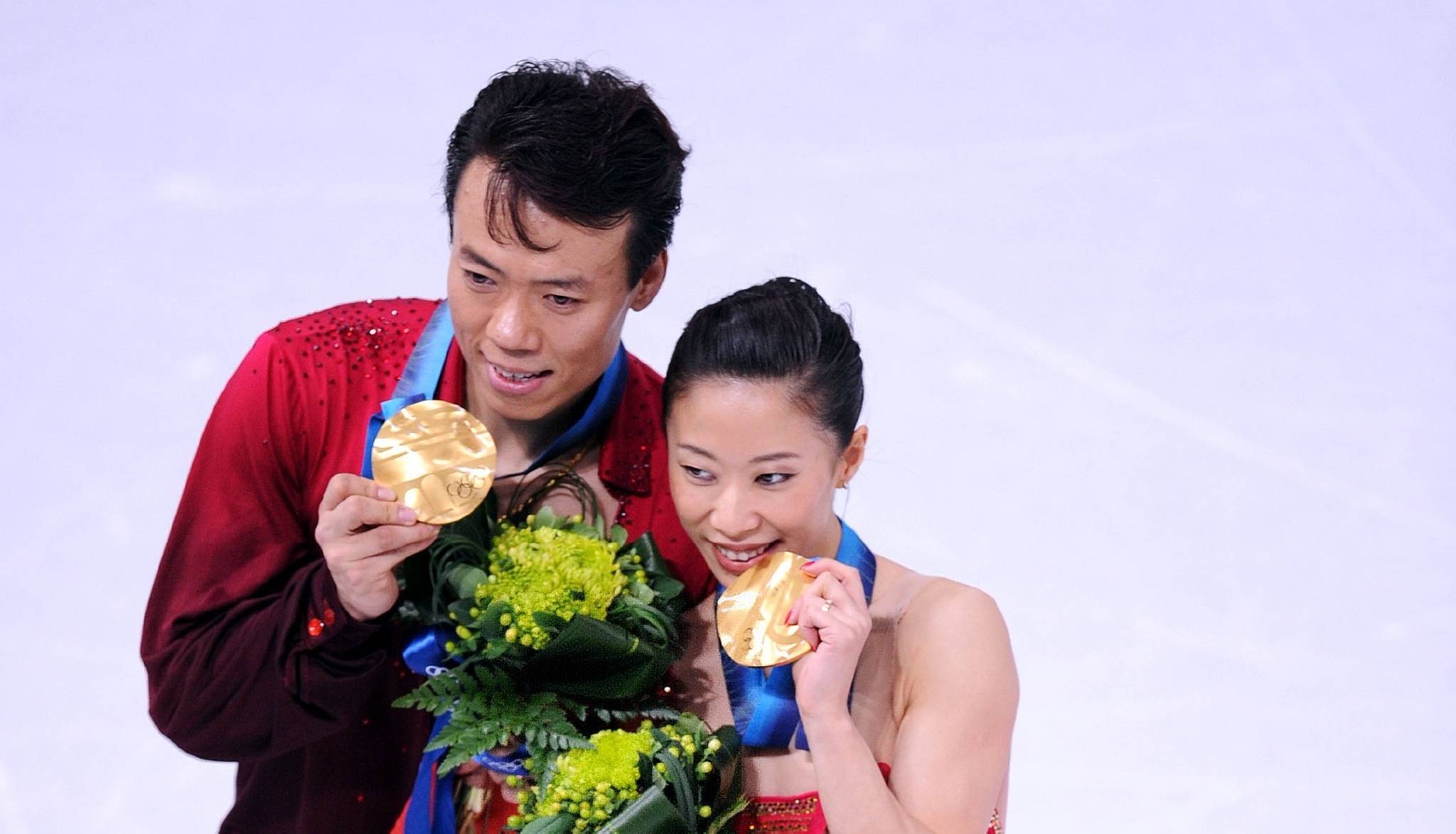 冰雪研究社四战奥运终得中国花滑冬奥首金申雪赵宏博跨越18年的冬奥梦