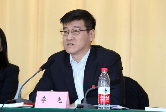 会上,团市委李光书记充分肯定了过去一年里大连希望工程及12355青少年