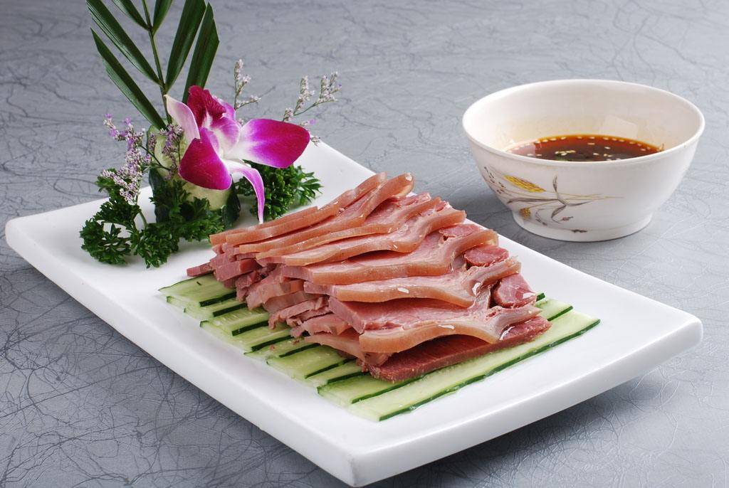 天上龙肉地下驴肉德州宁津保店驴肉