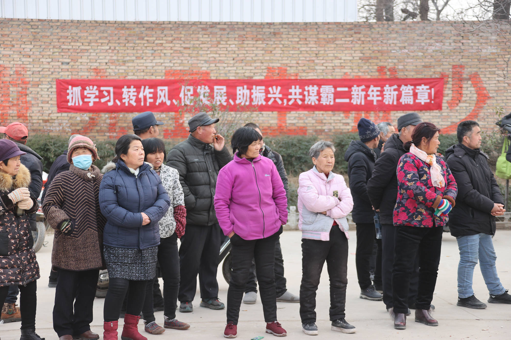 文化名镇:陕西大荔县朝邑镇农民锣鼓蹡蹡闹新春_群众_祝福_文艺