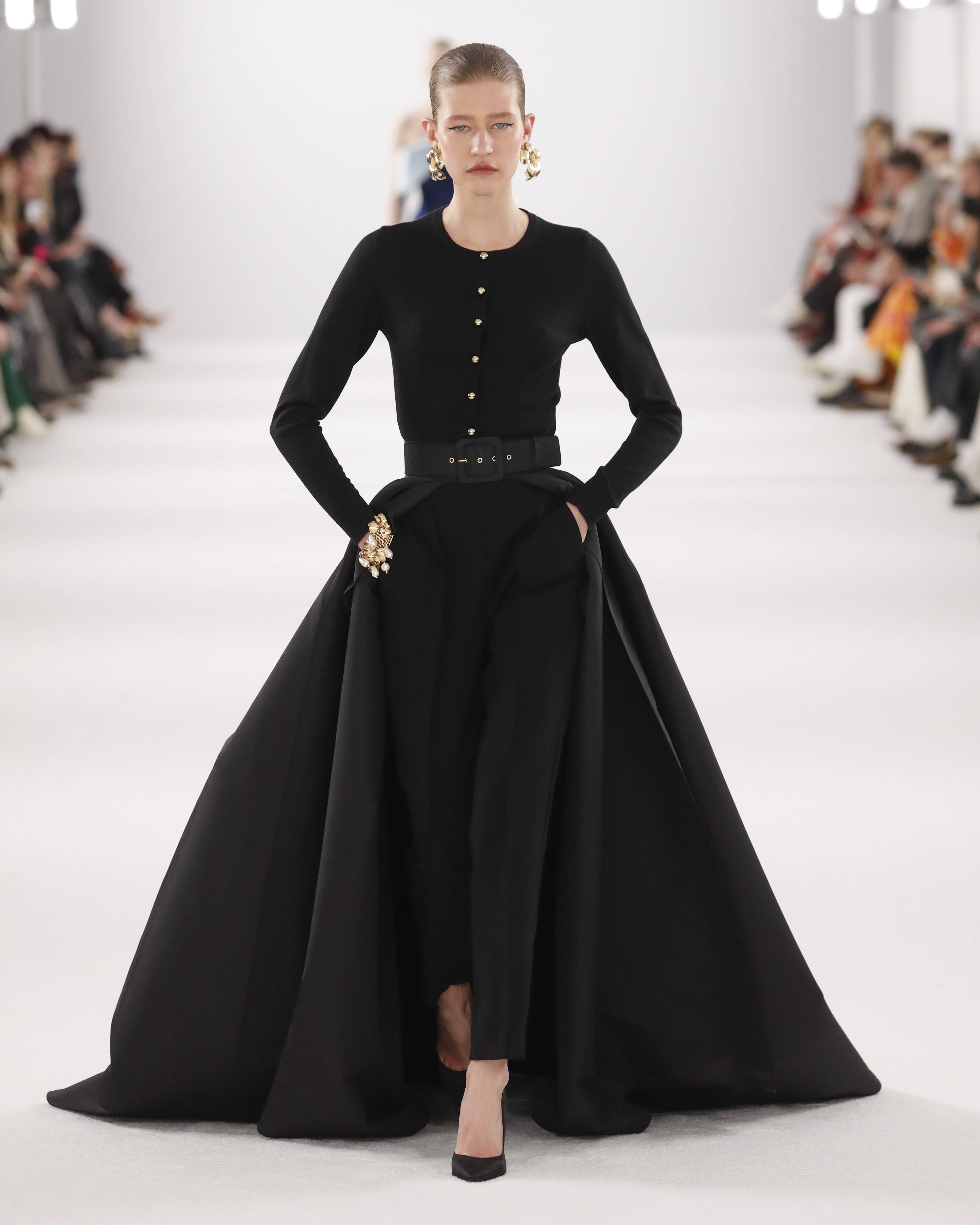 carolina herrera2022秋冬系列  勇敢永远不过时
