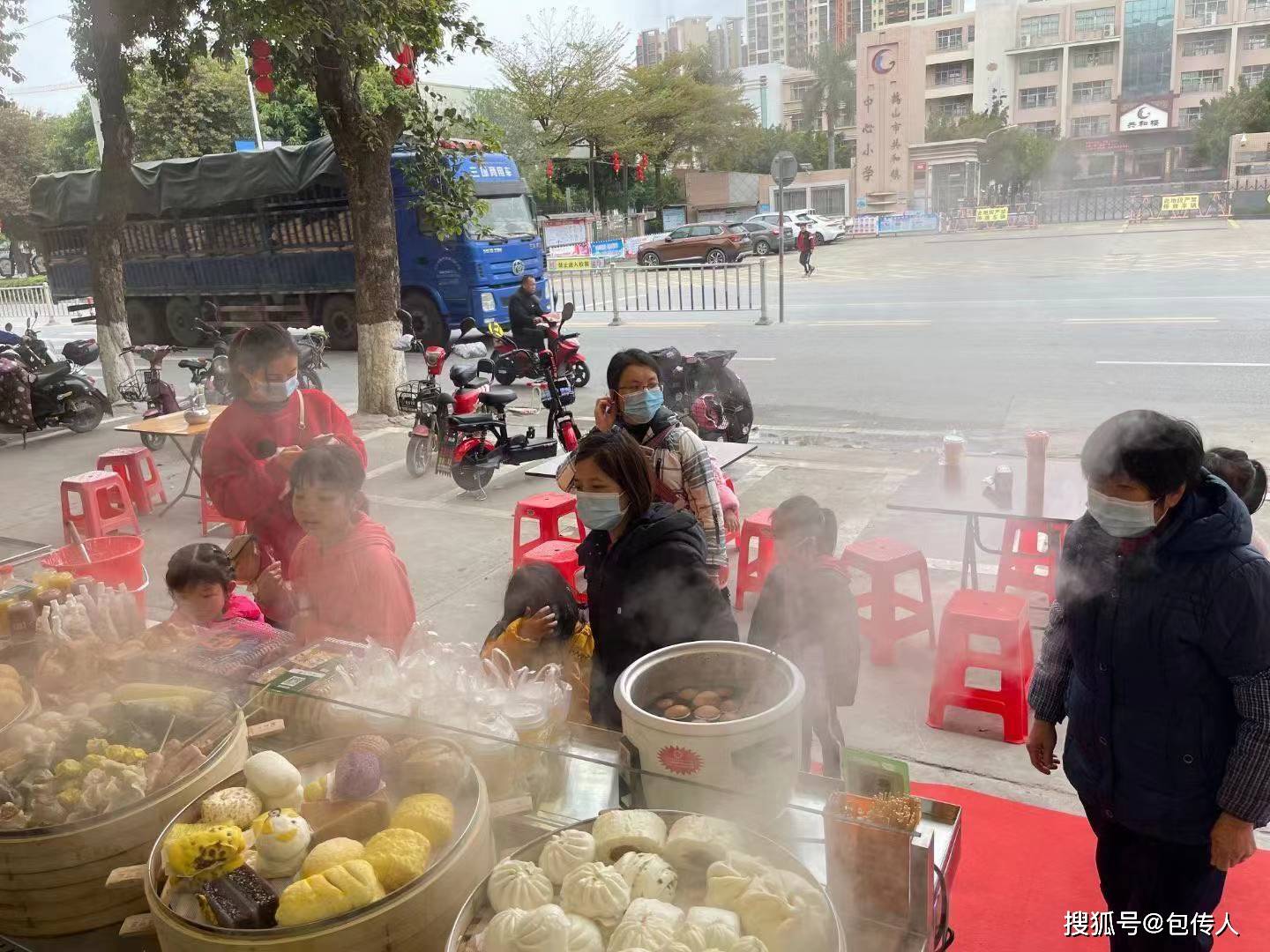 时间|包传人：开一家早餐店需要什么条件