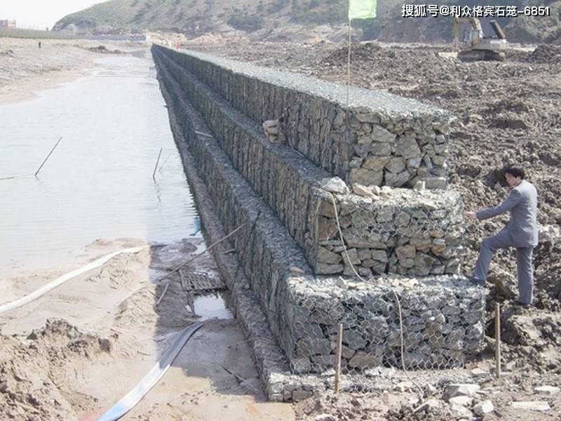 熱鍍鋅格賓石籠網的——防護技能特點_擋土牆_水利工程_網箱