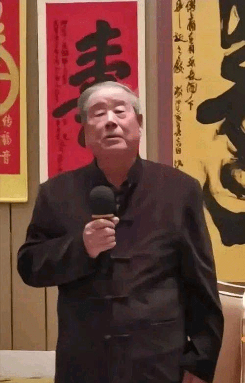 �����Ϻ�������һλ������