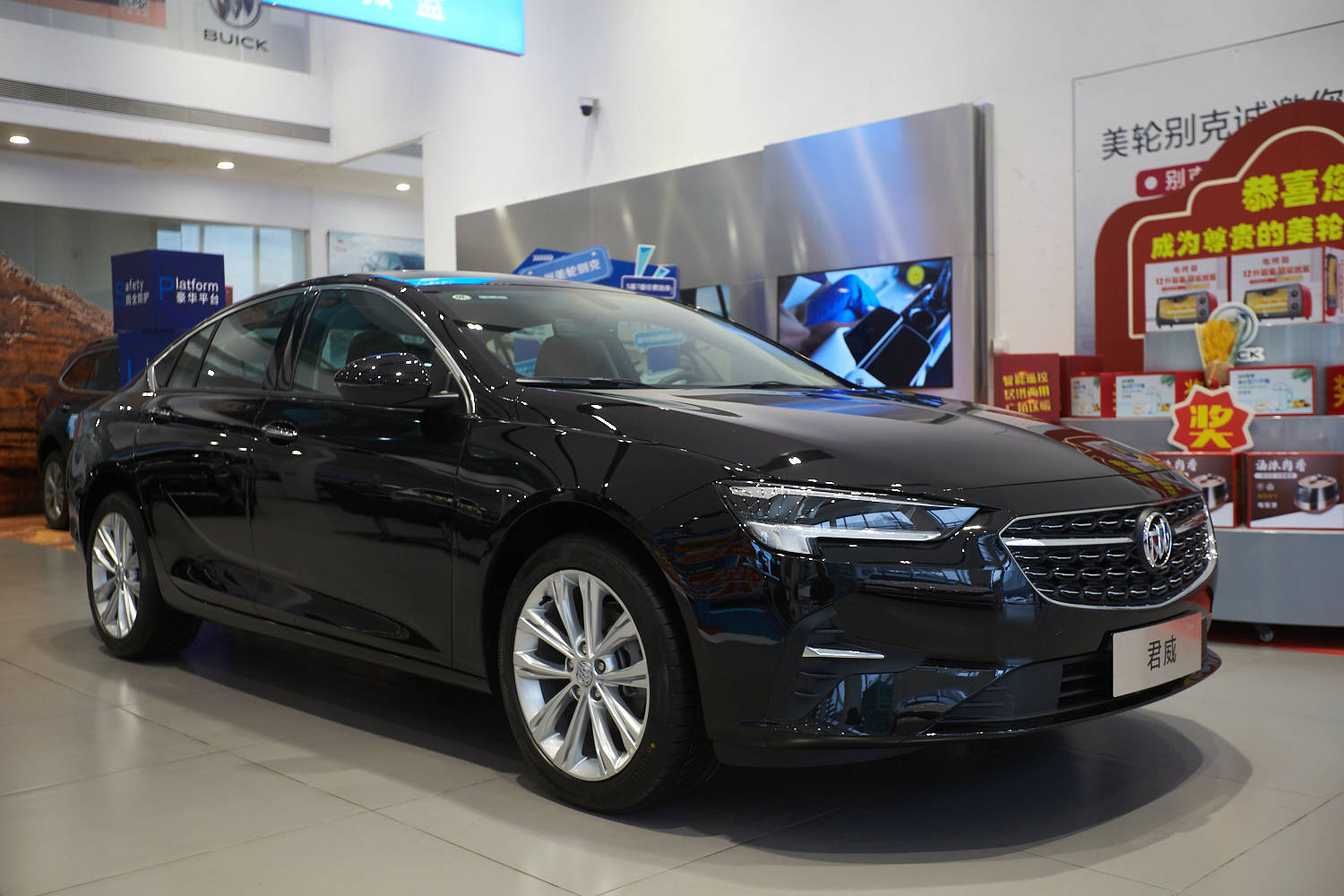 科技感再度强化2022款新君威到店体验