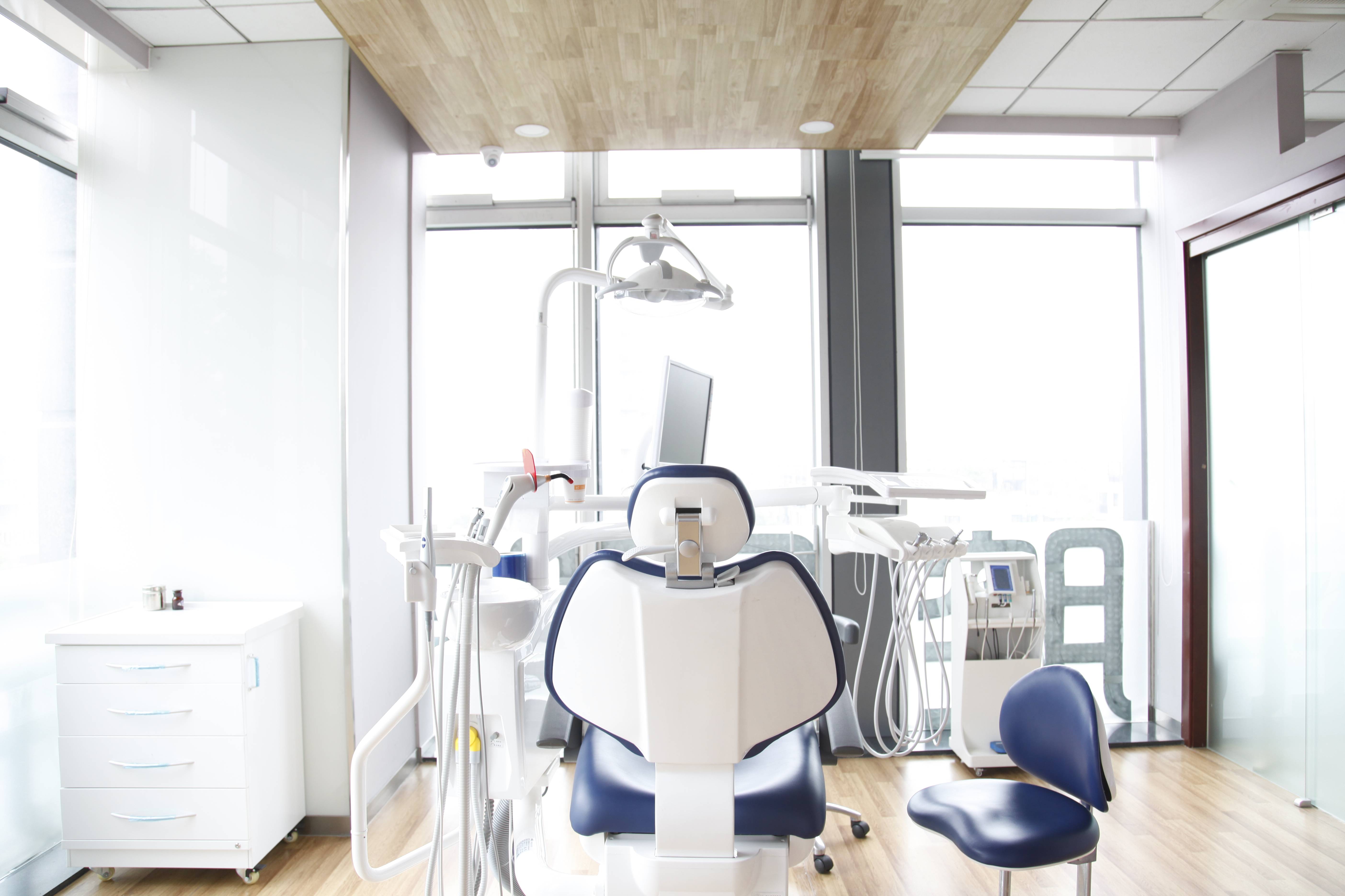 杭州余杭口腔医院牙科介绍科室医生介绍