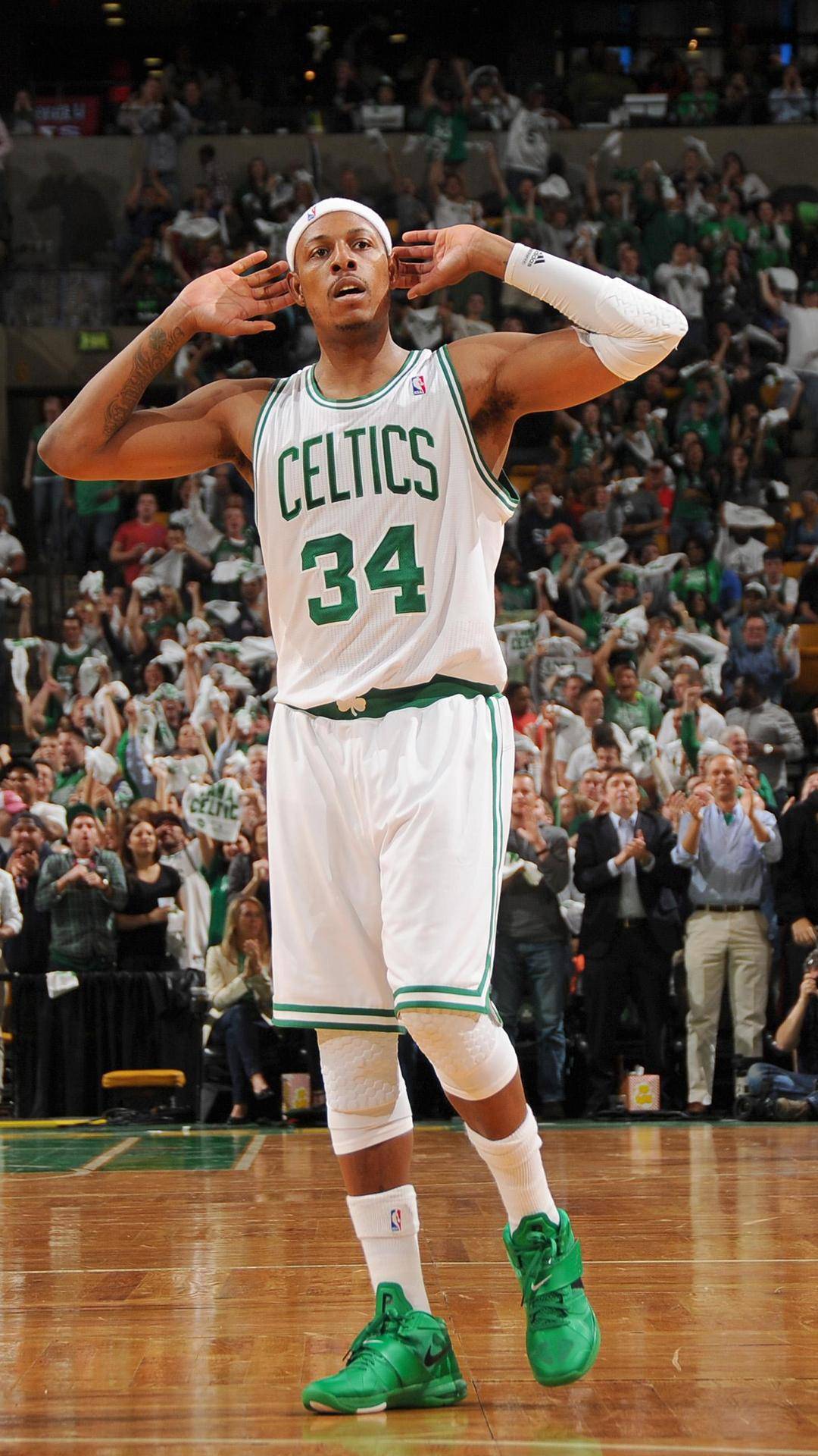 保罗皮尔斯:在凯尔特人的时期,保罗皮尔斯贡献了多次绝杀,为凯尔特人