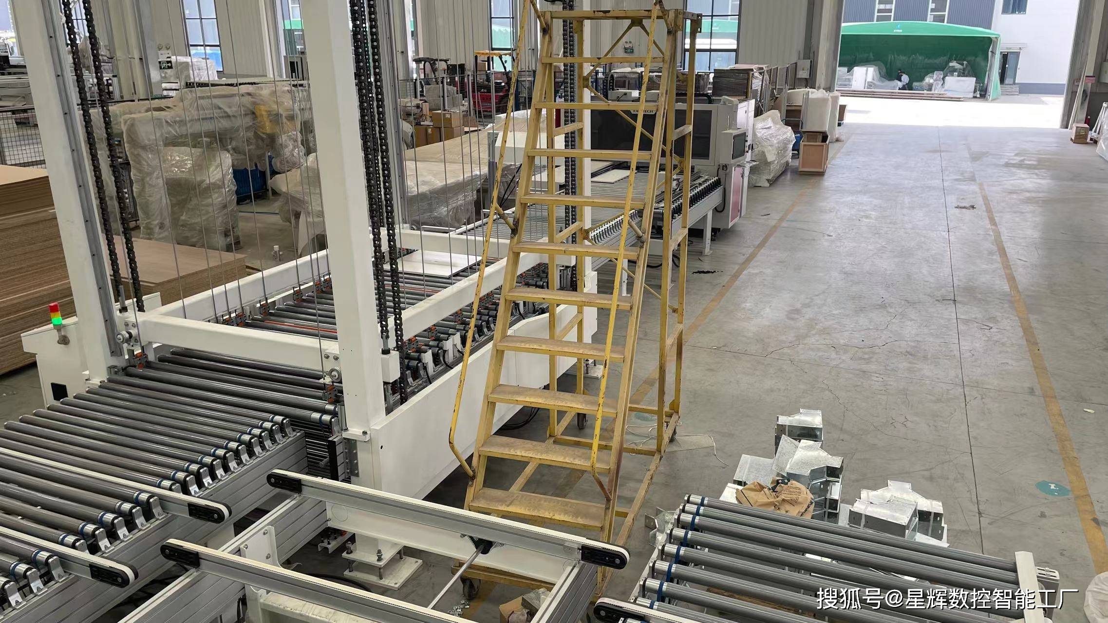 智能化生产线安装调试中,欢迎各位客户来厂考察!