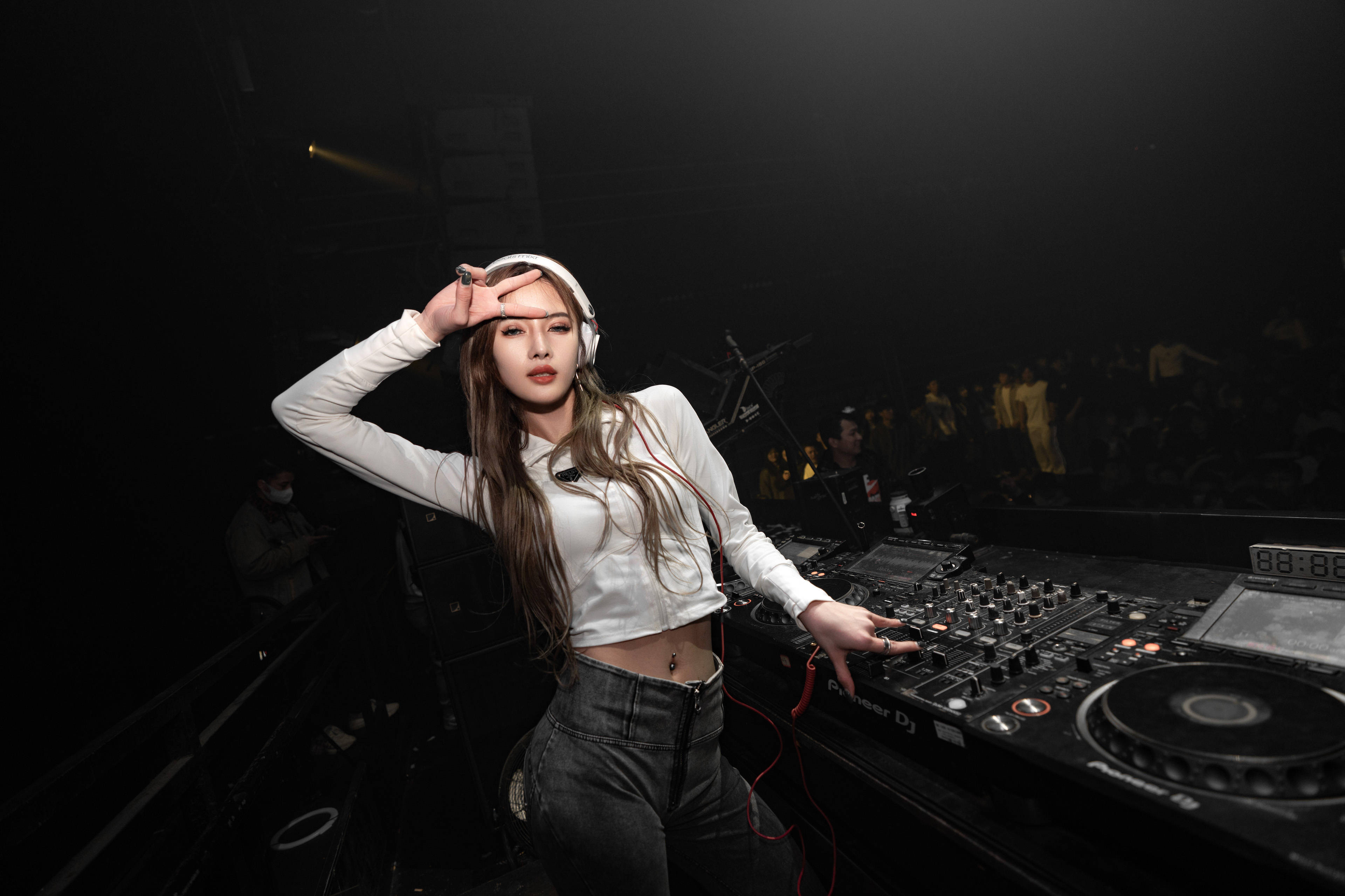 sally 李莎麗 元氣宇宙 美女dj dj頭像sally 李莎麗 元氣宇宙 美女dj