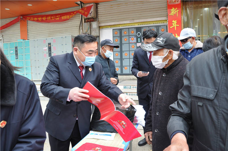 凤阳县检察院深入刘府平安建设联系点开展国家安全日法治宣传活动
