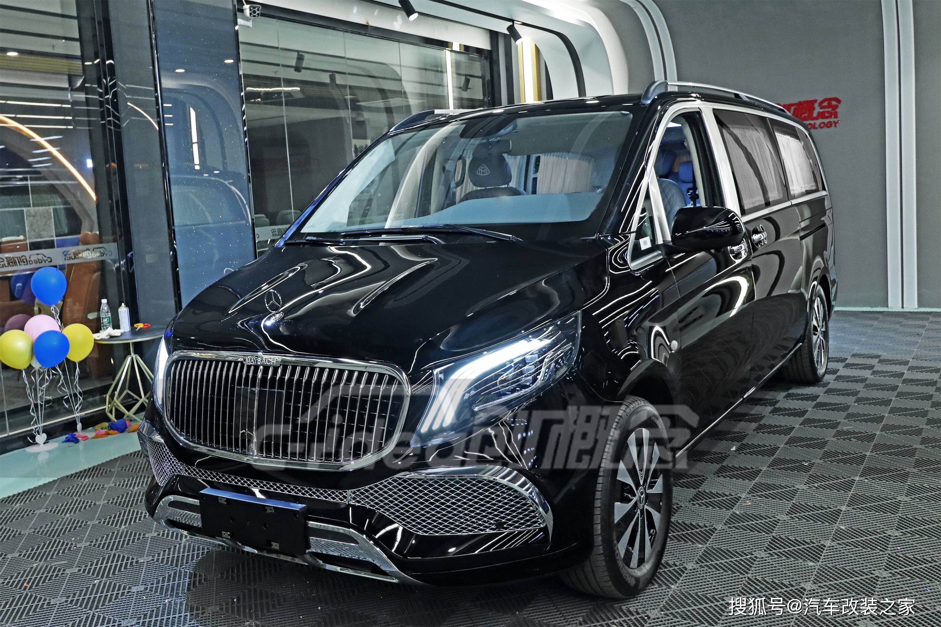 在深圳改装奔驰威霆迈巴赫系列的大概要多少钱