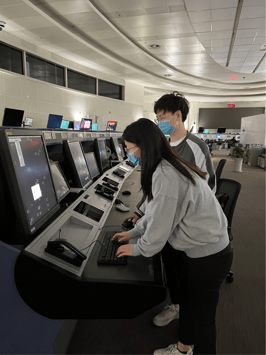 西北空管局空管中心技保中心自動化數據室順利完成本場四創雷達引接