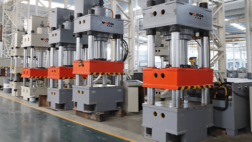 四柱液压机在试压时要注意的操作事项