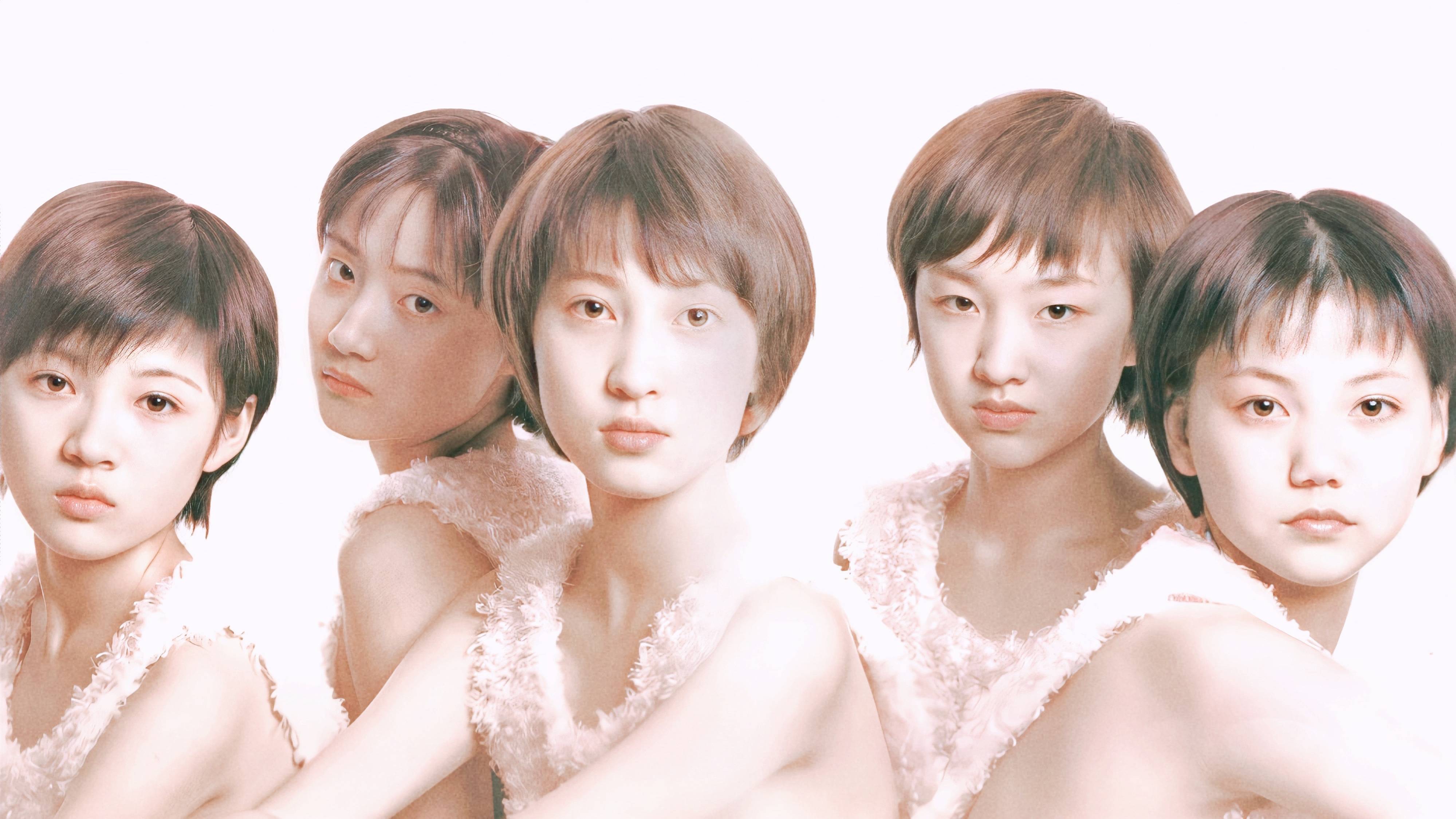 四代成员张可依妡,吕千慧,左佳妮及新人王露颖等演唱了青春美少女组合