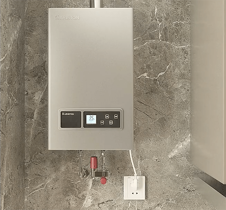 六,燃气热水器插座倒着装.五,电视机插座倒着装.