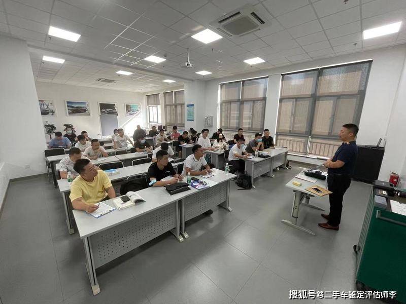 奔驰S400L二手车况检测评估（图文详解）