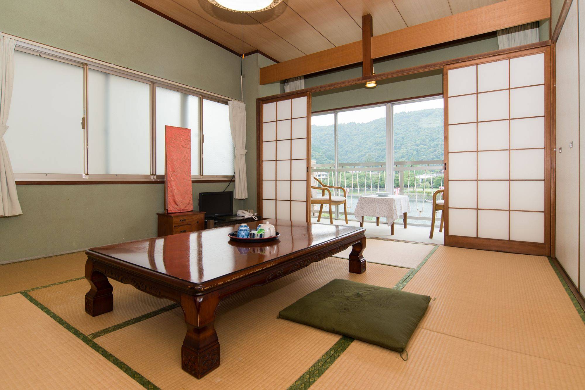 苏州唐风和室 和室设计1/14苏州唐风榻榻米2022-06-02 15:34:40发布于