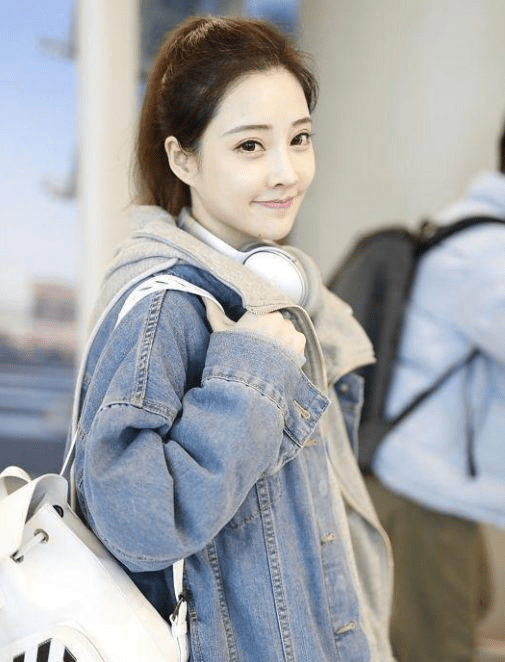 超红的5位矮个子女星不止沈月鞠婧祎她扮可爱更吸粉