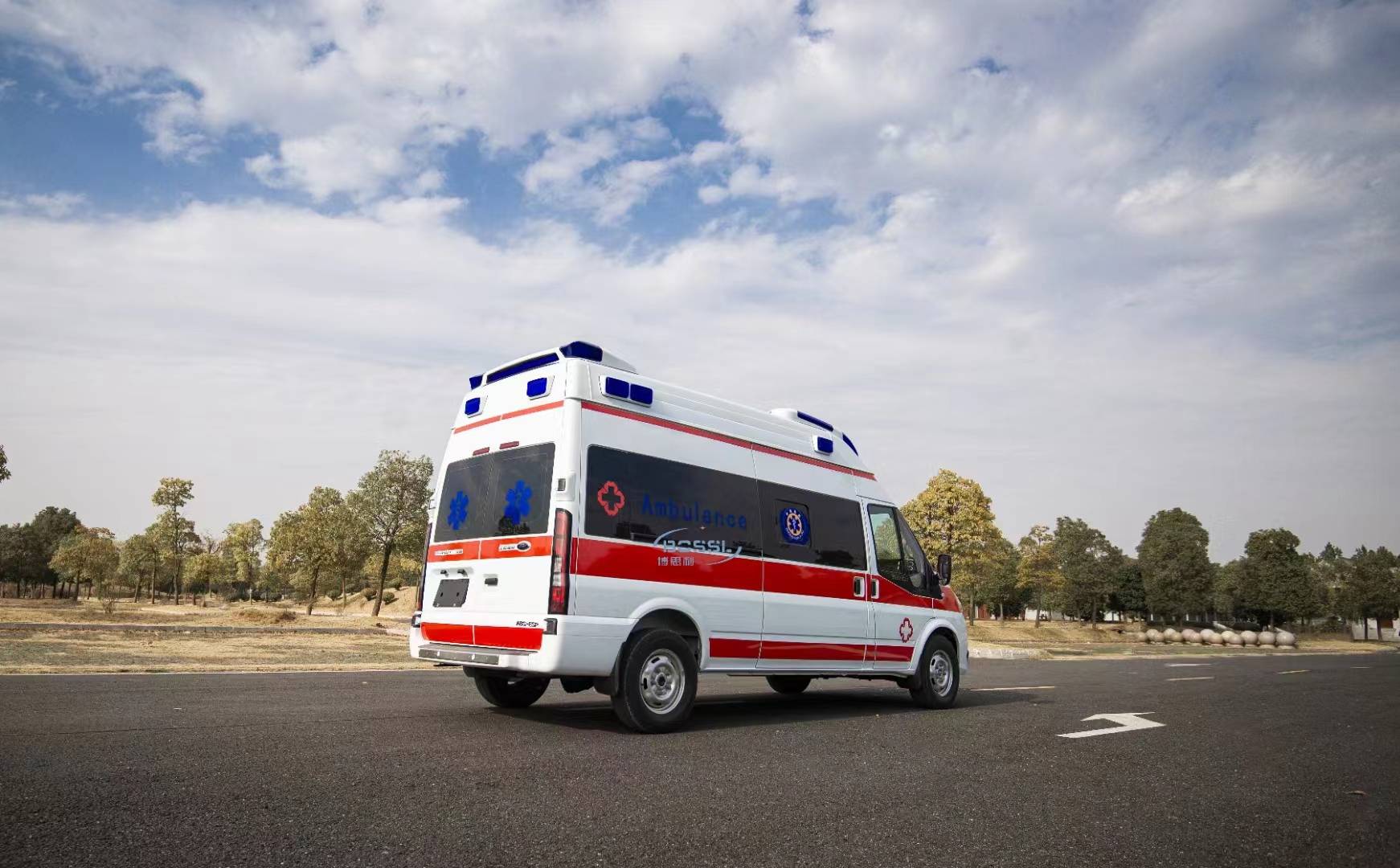 福特救护车v348柴油版价格表参数及图片