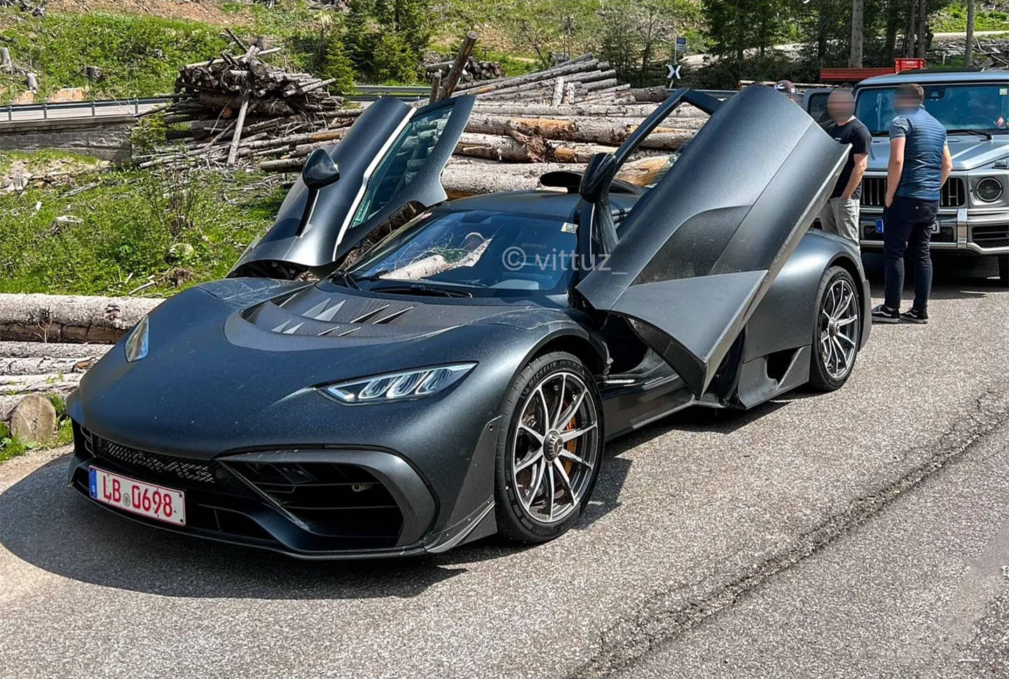 奔驰amg one量产实车曝光,搭载1.