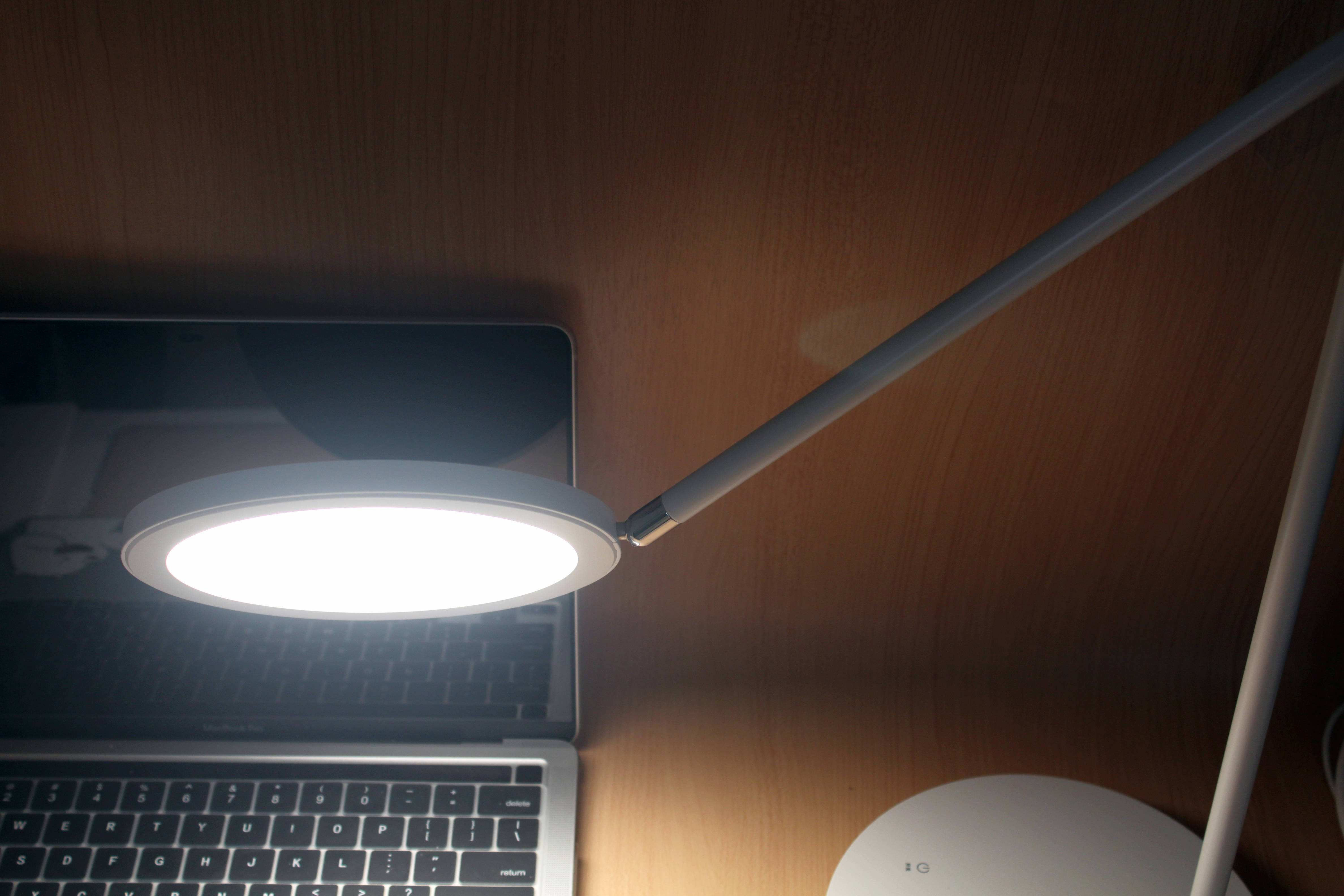 给孩子购买学习台灯，真的选对了吗？