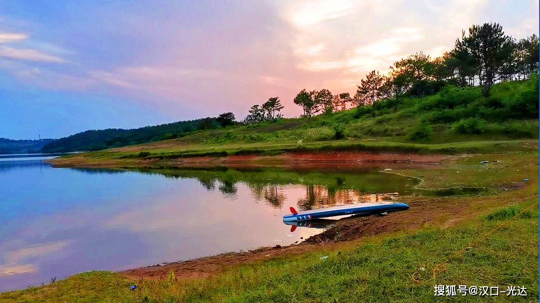 美呆了木兰境内泥河水库傍晚迷人的景色