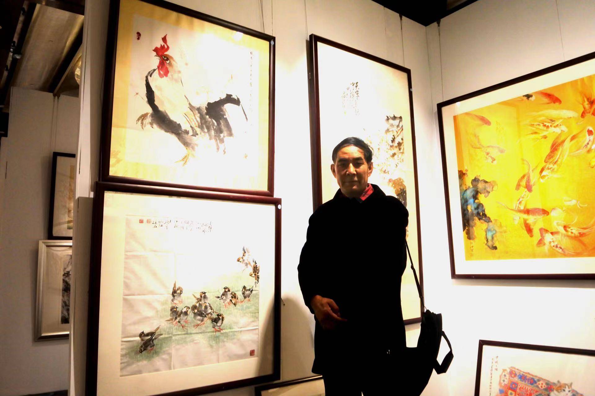 杨秀和,(笔名:晓阳)号畅春斋主,当代著名书法家,画家,书画教育家.