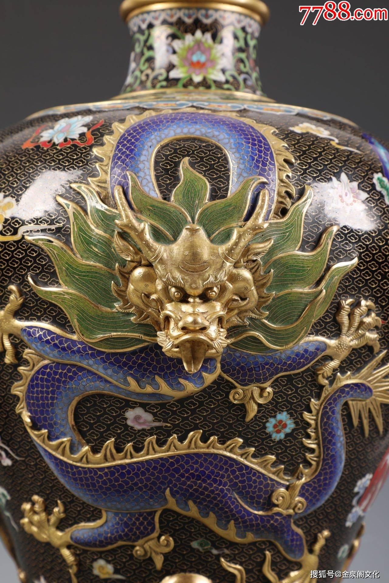 铜胎掐丝珐琅景泰蓝三龙呈瑞梅瓶