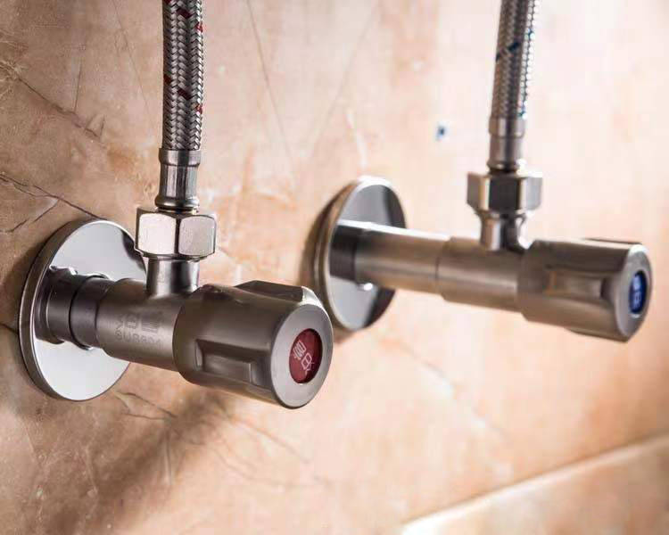 角阀的特点,及其它的作用,你都了解吗?_三角_水龙头_开关