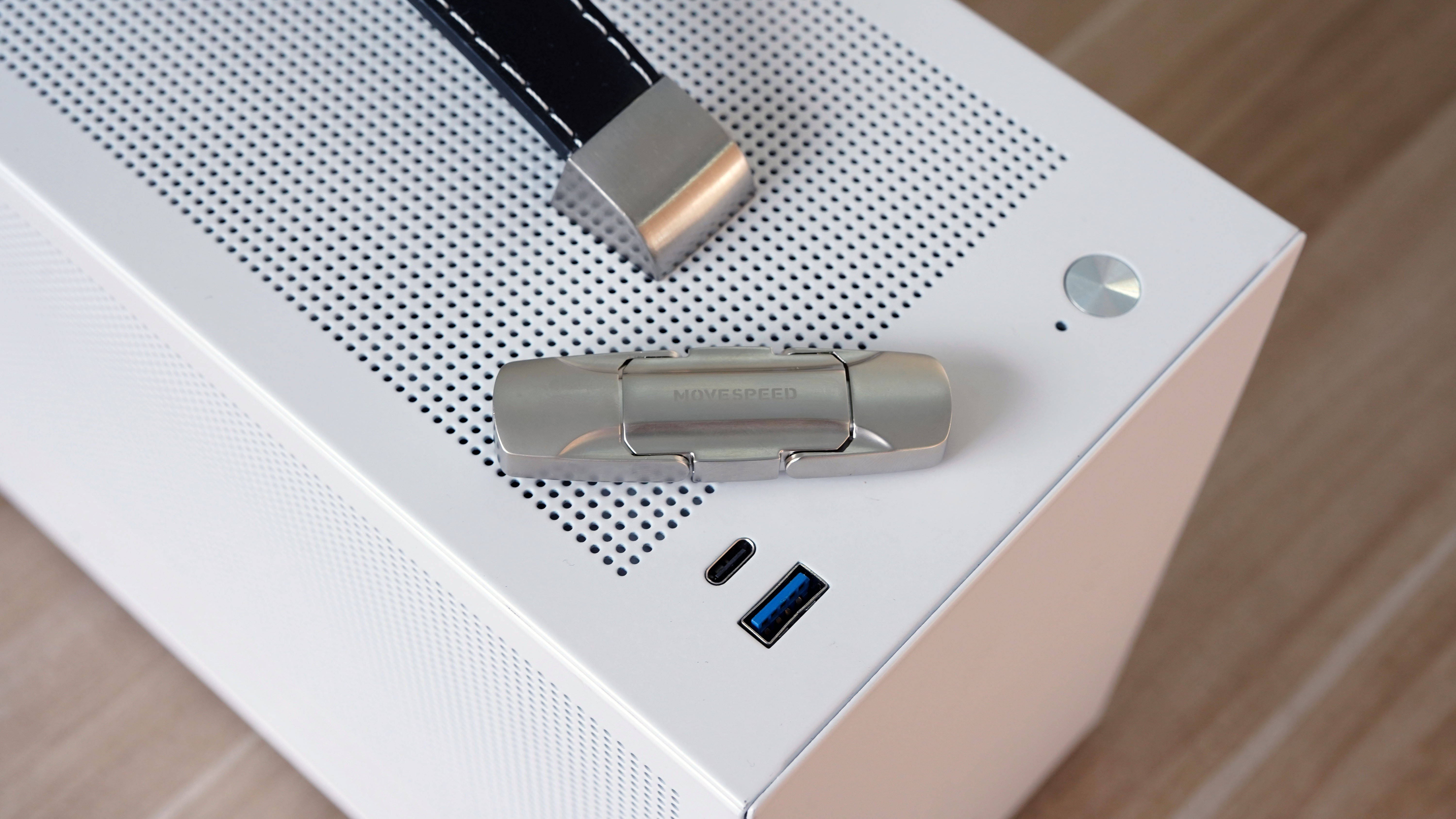 固态U盘真的那么好用吗？移速逸V256G固态U盘使用测评_搜狐网