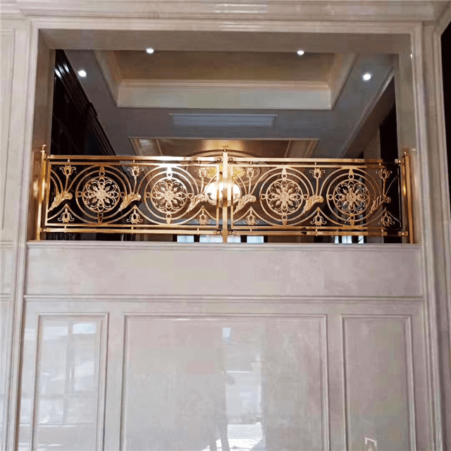 镜面铝艺楼梯护栏现代和复古圆满结合