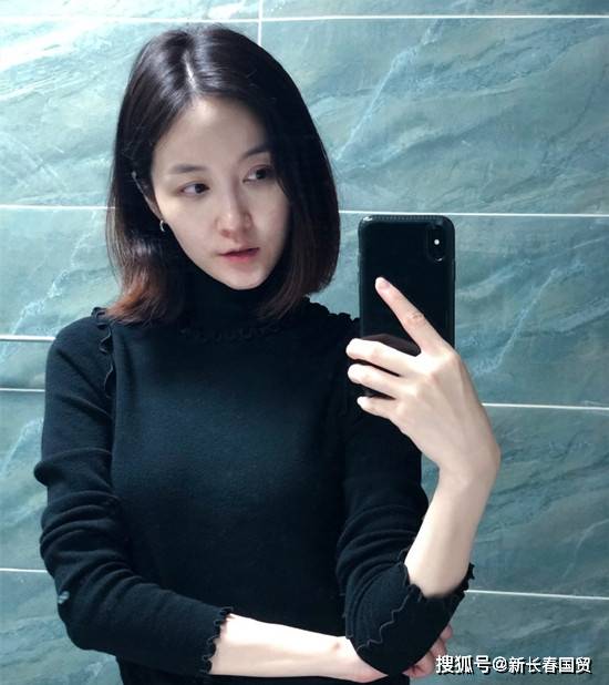 成名后被逼陪富豪,神隐多年后真实颜值曝光