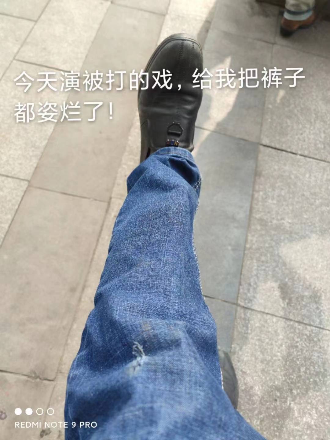 36岁男子走出农村实现演员梦:和王俊凯拍过戏 至今无房未婚 “我们缺工会,真正的工会”在山城的缝隙中将跑龙套进行到底