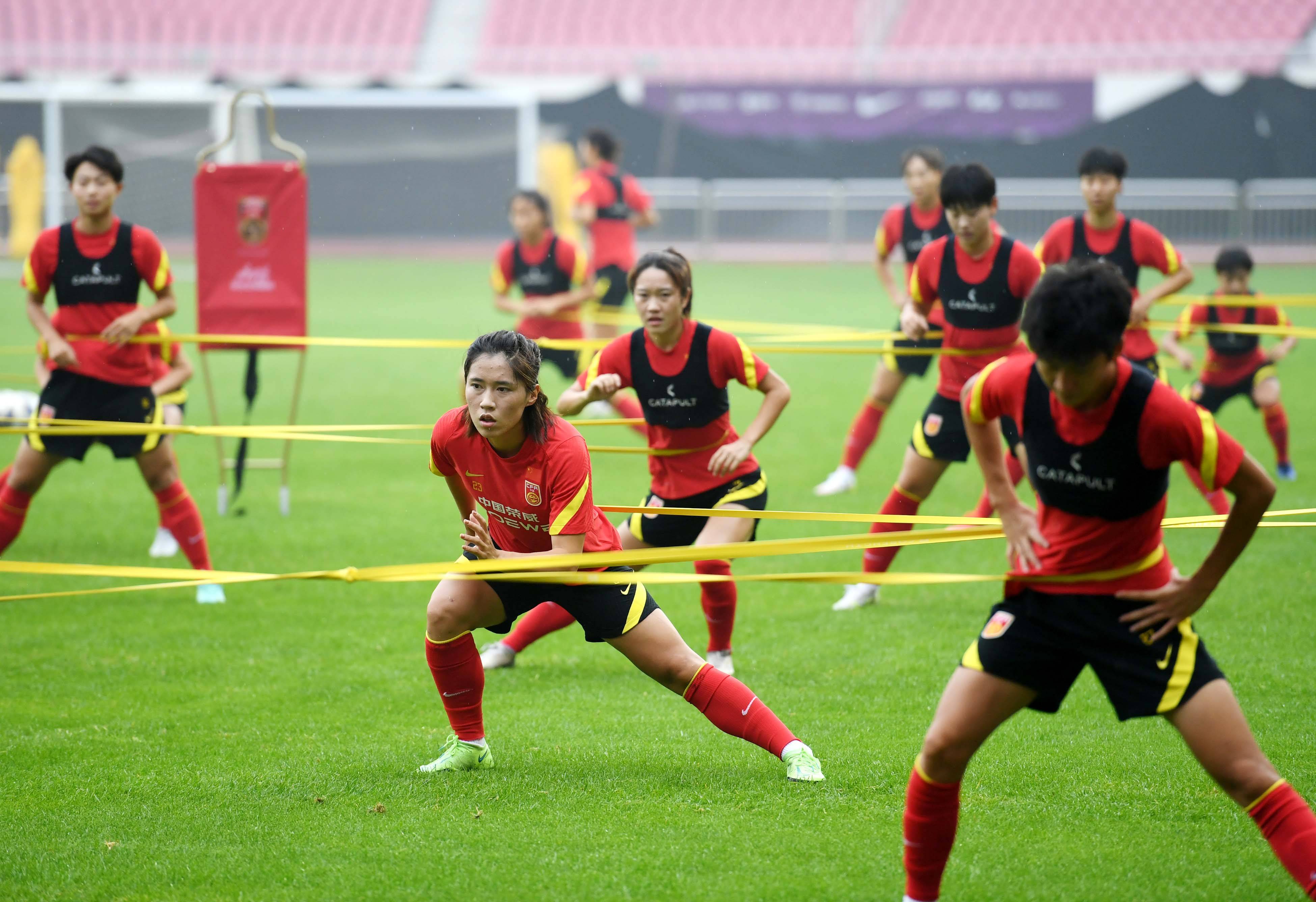 中国女足东亚杯首战前瞻：亚洲冠军再冲冠 面对鱼腩最低消费起步？