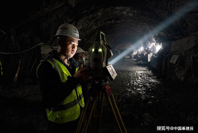 丽香铁路建设有序推进-搜狐大视野-搜狐新闻