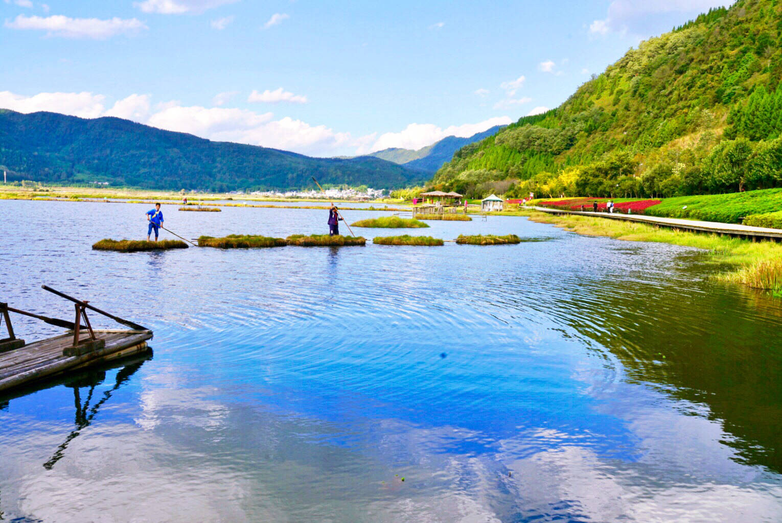 即程旅游—即想即行启程出行；愉快的旅行从即程开始