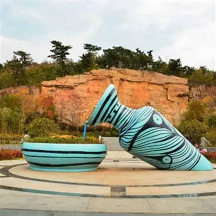 花瓶雕塑 玻璃钢彩绘仿陶瓷瓶子雕塑厂家