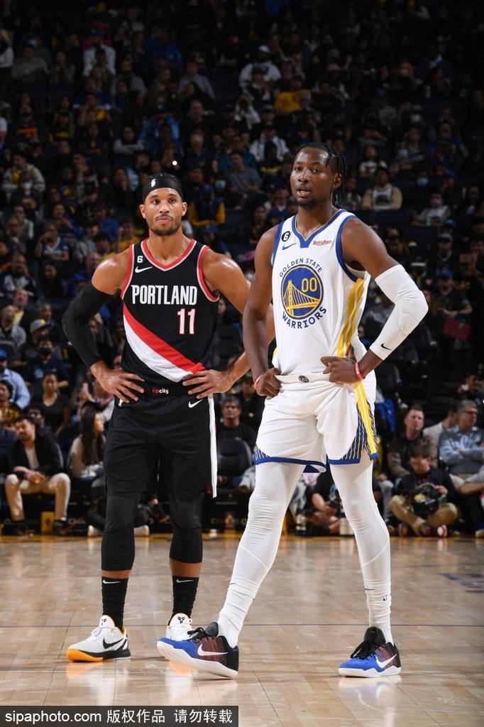 探讨替补阵容衔接段得分手段还原猛龙轮换期间的进攻延续性设计