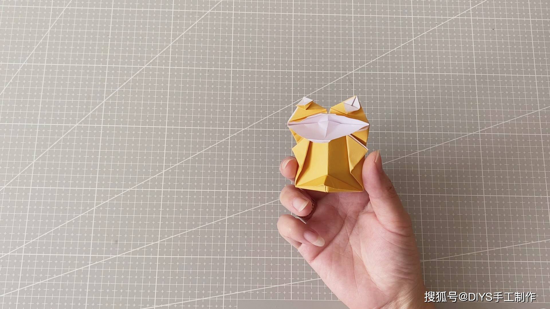 一只可爱的青蛙折纸 搜狐大视野 搜狐新闻