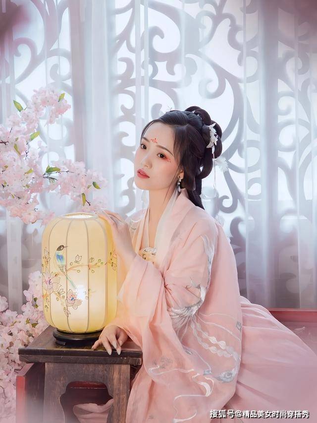 古装鉴赏,少女情怀总是春-搜狐大视野-搜狐新闻