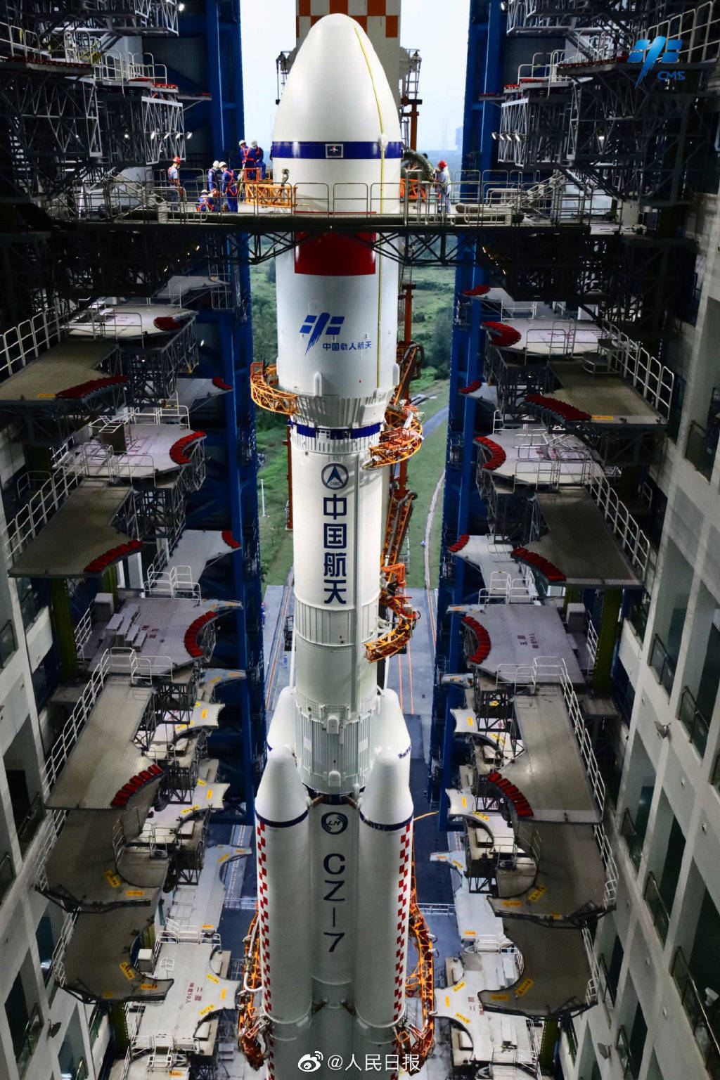 天舟五号就位!换个视角看太空快递小哥_发射_货运_飞船